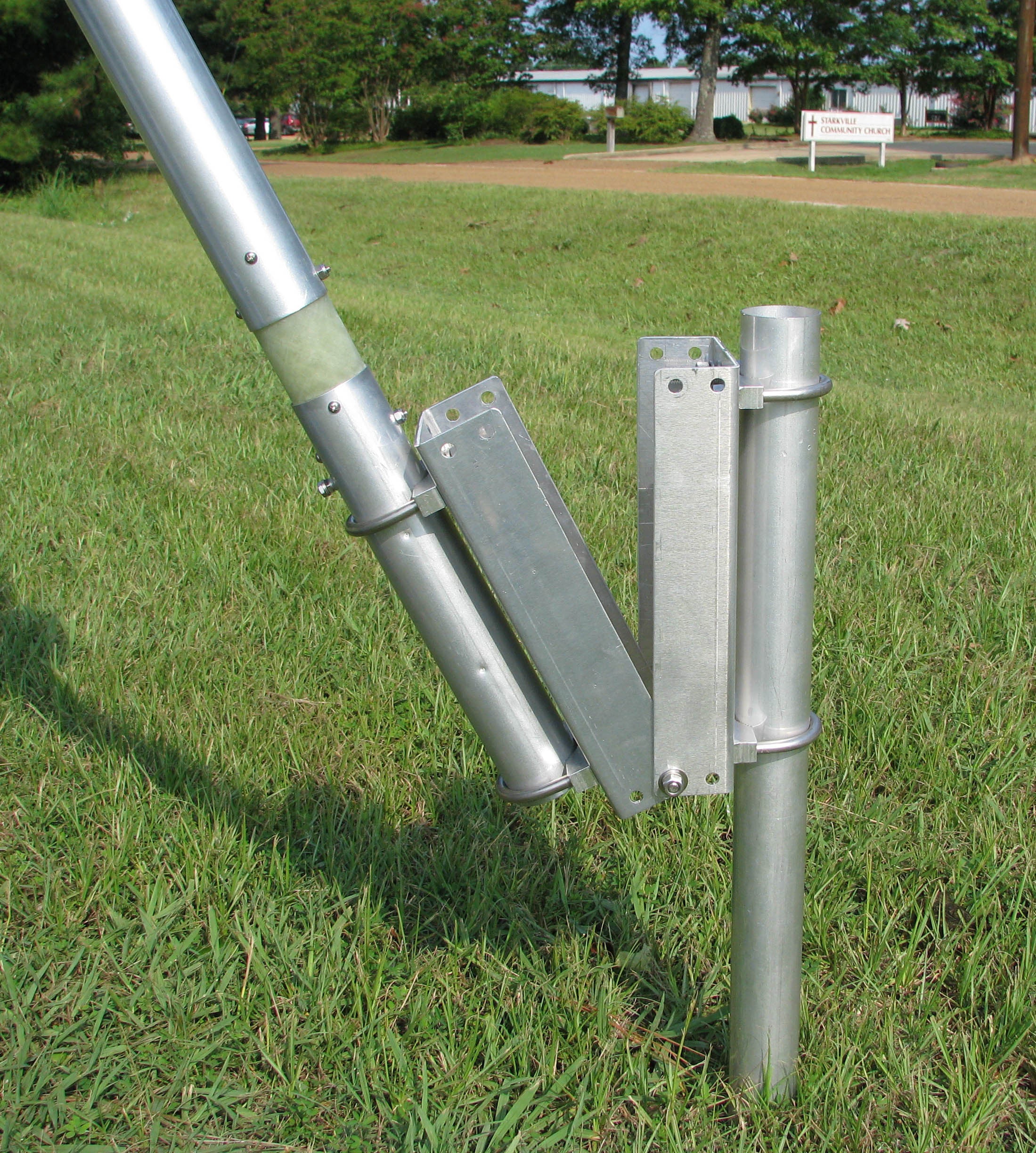 R-8TB, IT, VERTICAL ANT. TILT BASE